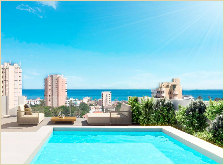 Luxury apartment in the area of Playmar, Torremolinos.