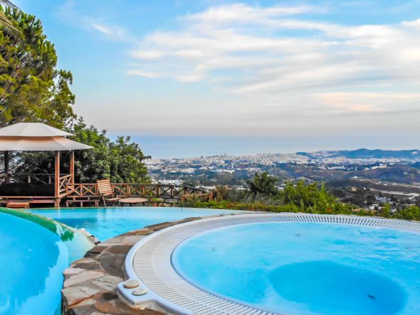 Majestueuse villa très bien située à Mijas Pueblo