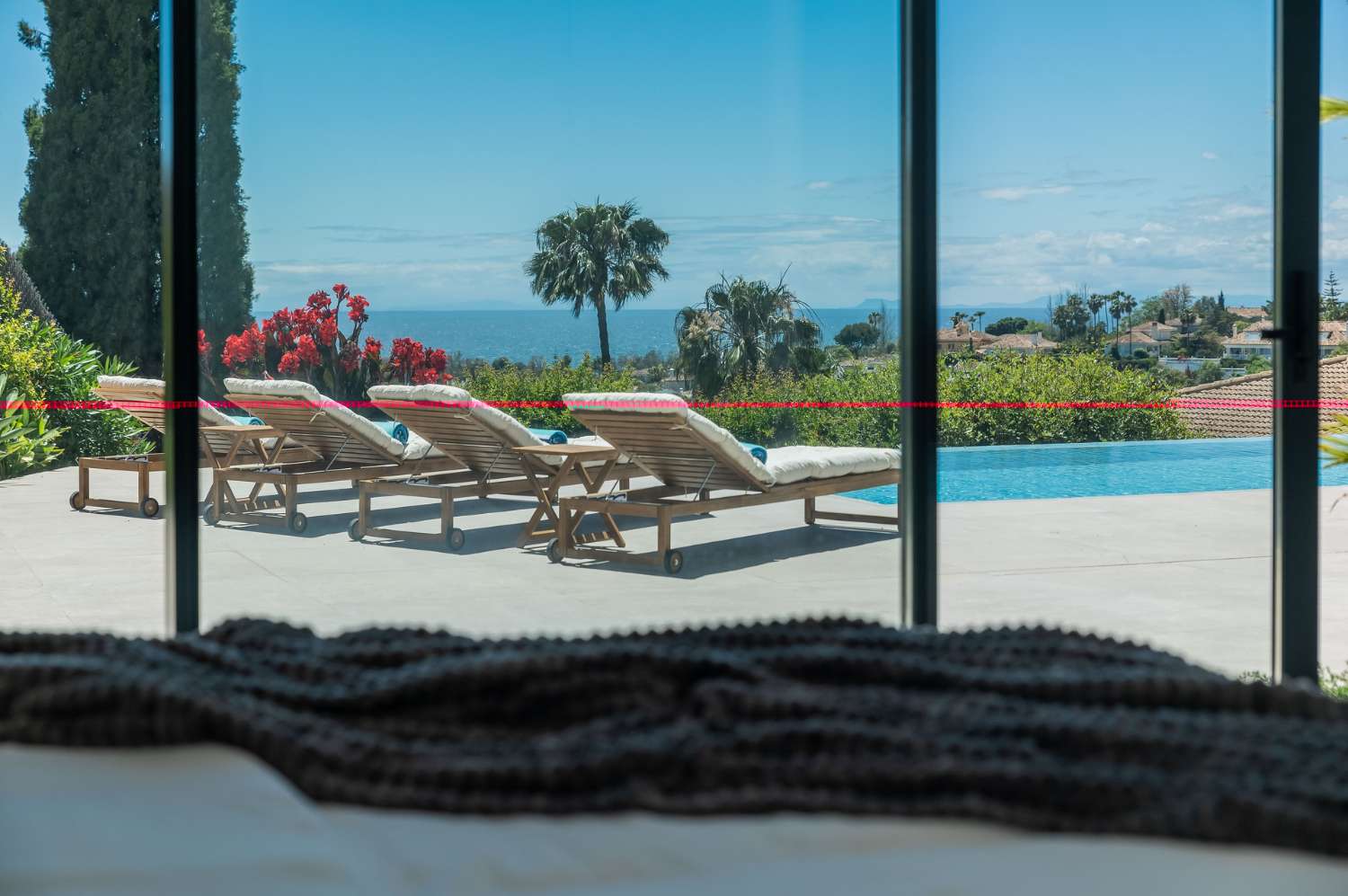 Velkolepá moderní jednopodlažní vila s panoramatickým výhledem na moře, Elviria, Marbella