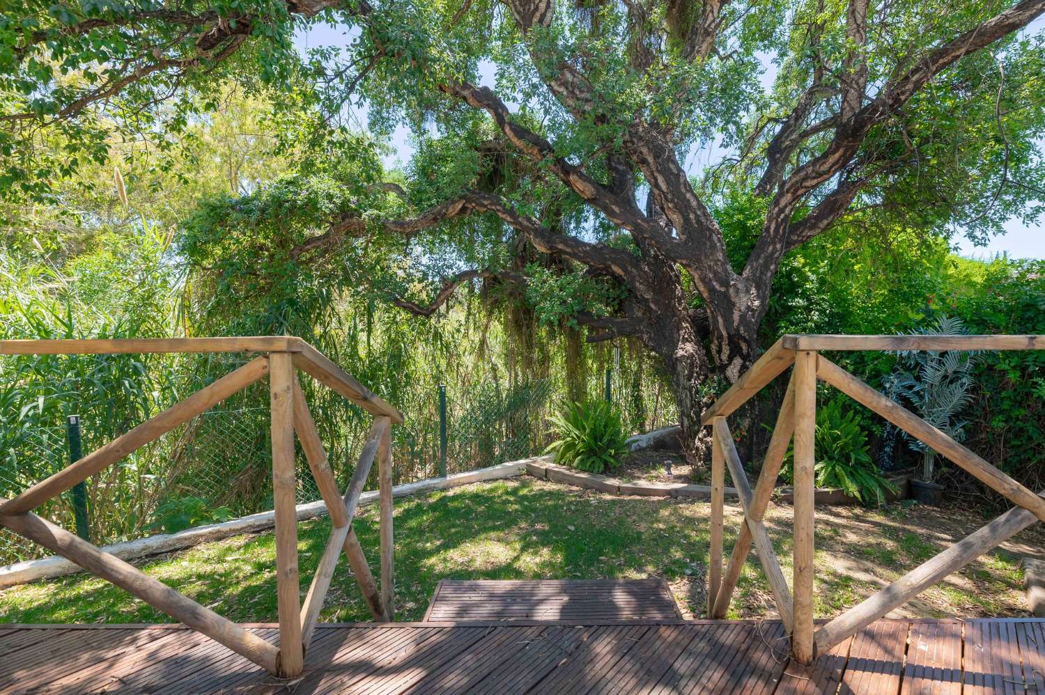 Lussuosa villa sulla spiaggia con 5 camere da letto a Marbesa, Elviria