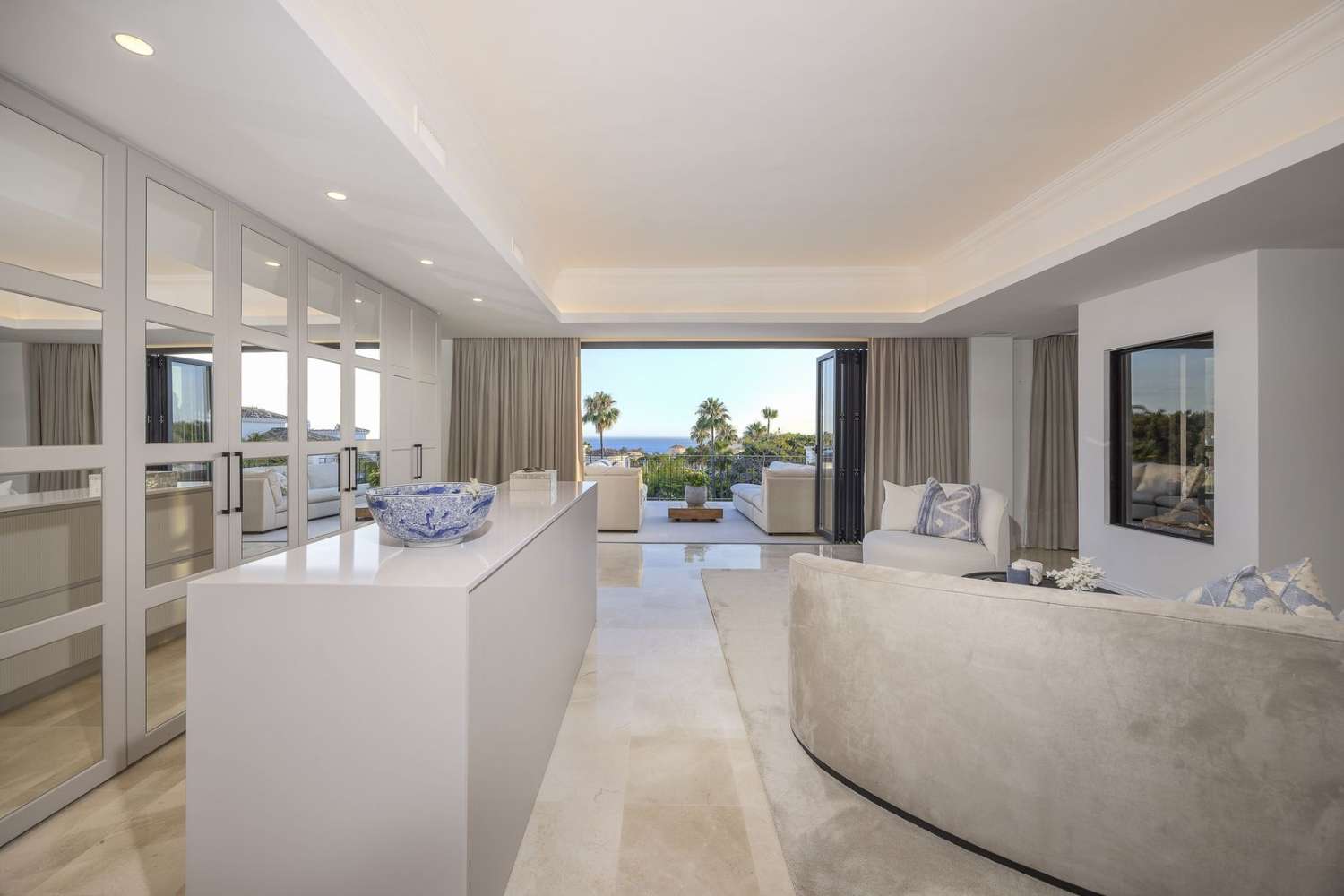 Villa-Villa in vendita a Elviria, Marbella