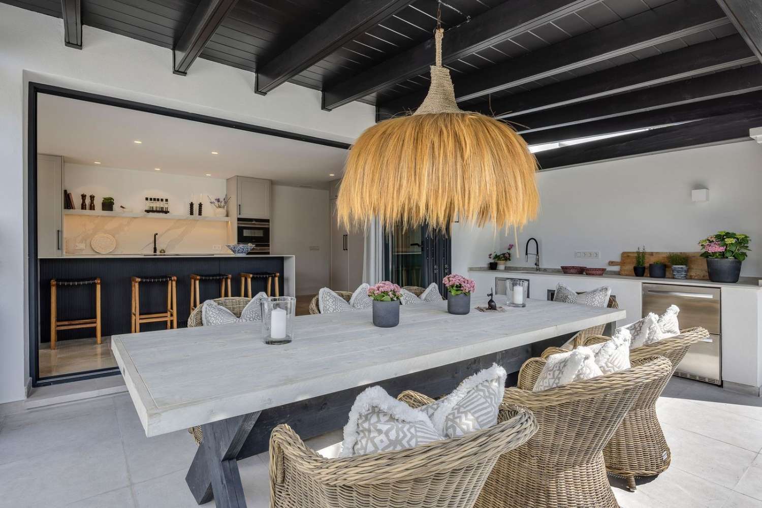 Villa-Villa zu verkaufen in Elviria, Marbella