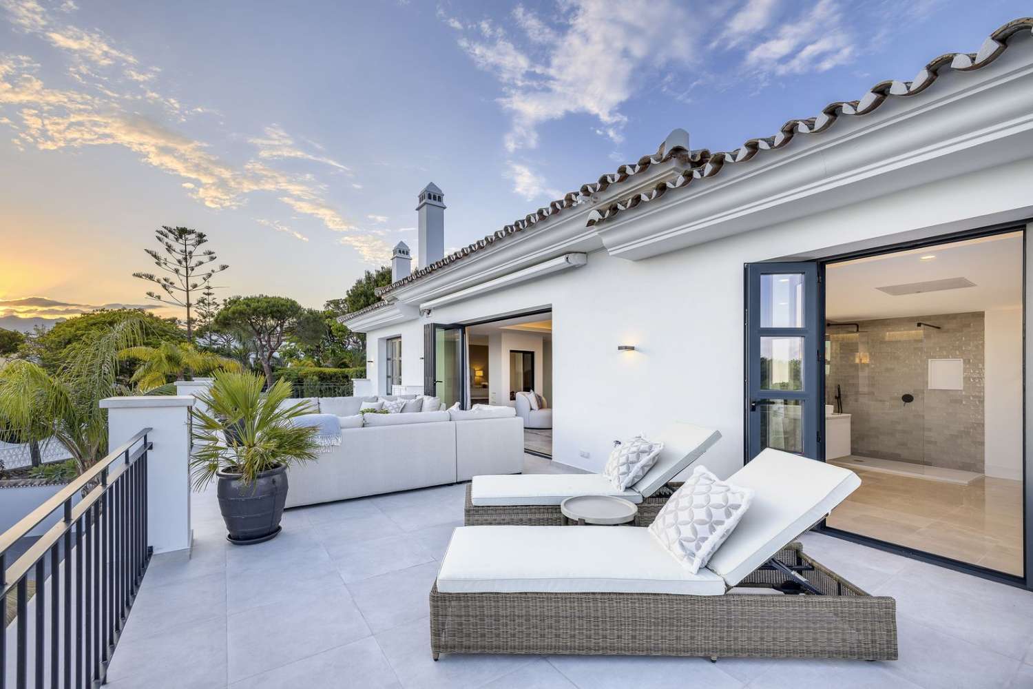 Villa-Villa à vendre à Elviria, Marbella