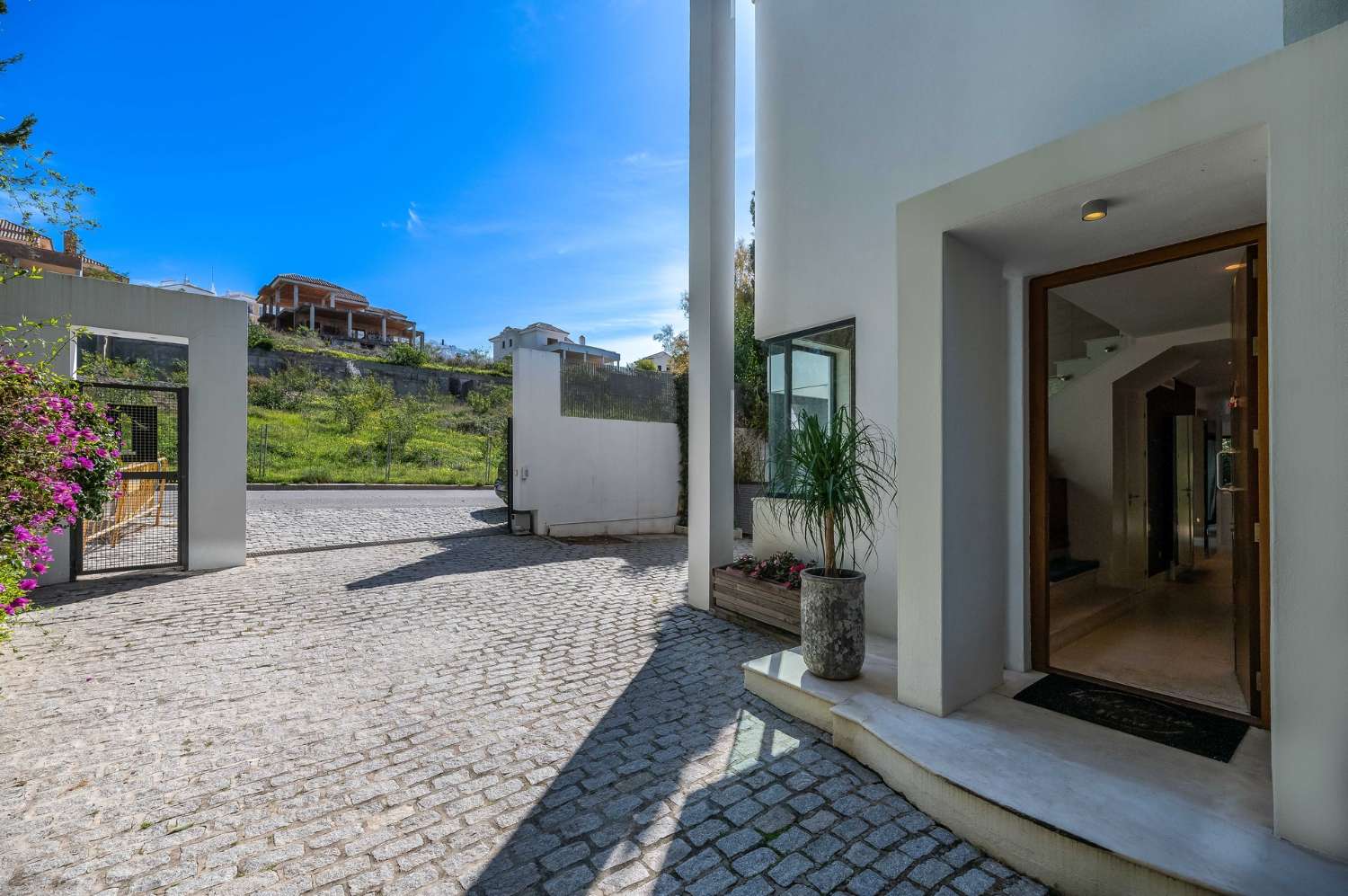 Prachtig familiehuis op een toplocatie, Nueva Andalucía, Marbella