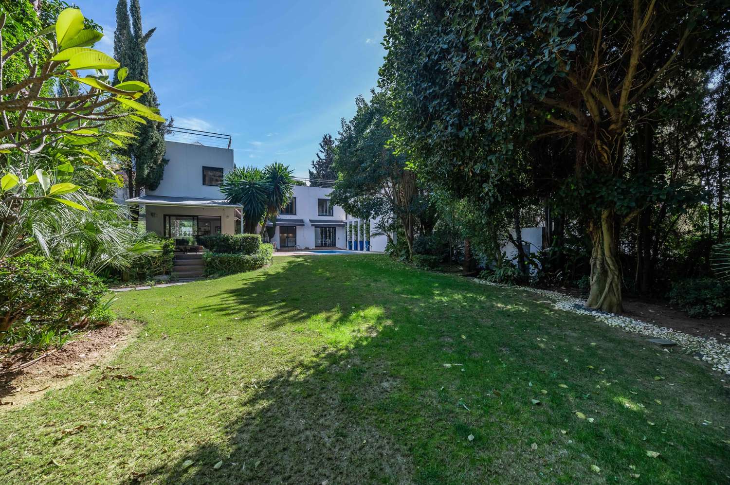 Exquisite family home in a prime location, Nueva Andalucía, Marbella