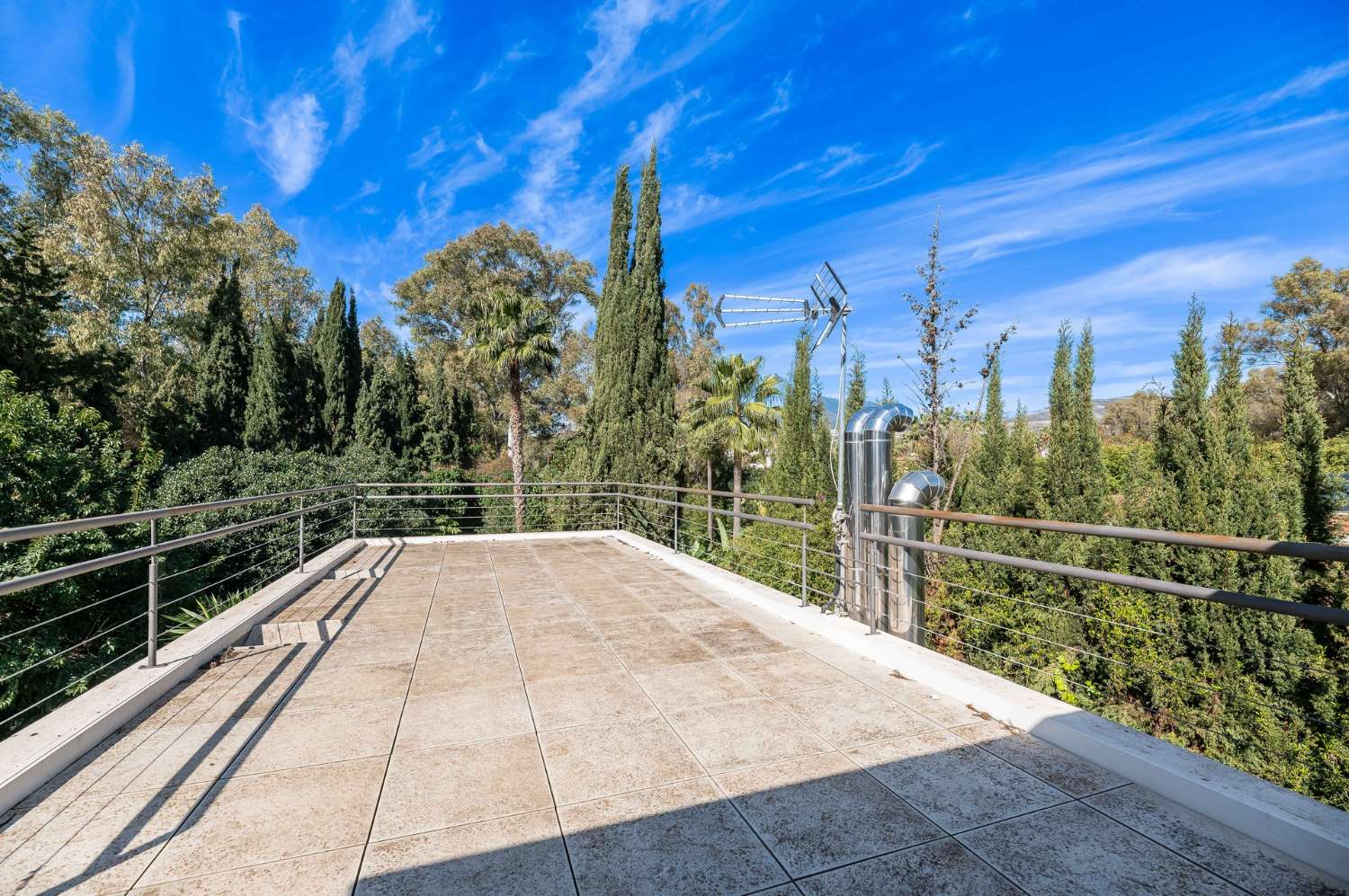 Exquisite family home in a prime location, Nueva Andalucía, Marbella